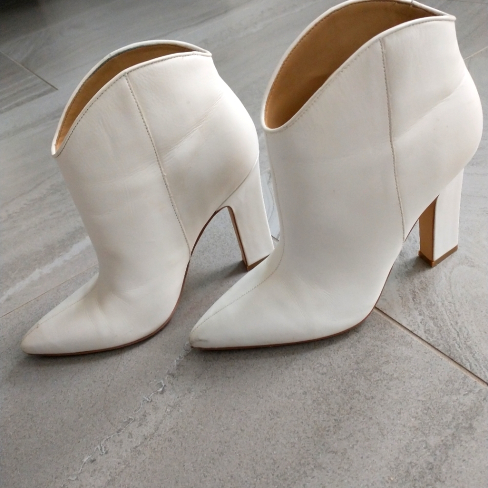 Marc Fisher Miggi Booties
